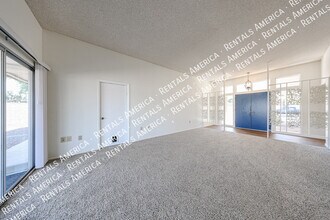 13819 N Crown Point in Sun City, AZ - Building Photo - Building Photo