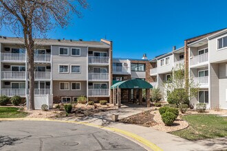 Black Forest Condominiums in Fridley, MN - Building Photo - Building Photo