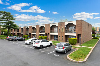 Rhawnwoods Duplexes in Philadelphia, PA - Building Photo - Building Photo