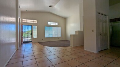 157 N Southern Swale Ave in Tucson, AZ - Building Photo - Building Photo