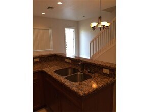 3434 NE 15th Ave, Unit 2 in Oakland Park, FL - Building Photo - Building Photo