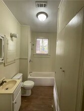 808 Camp St in Hattiesburg, MS - Foto de edificio - Building Photo