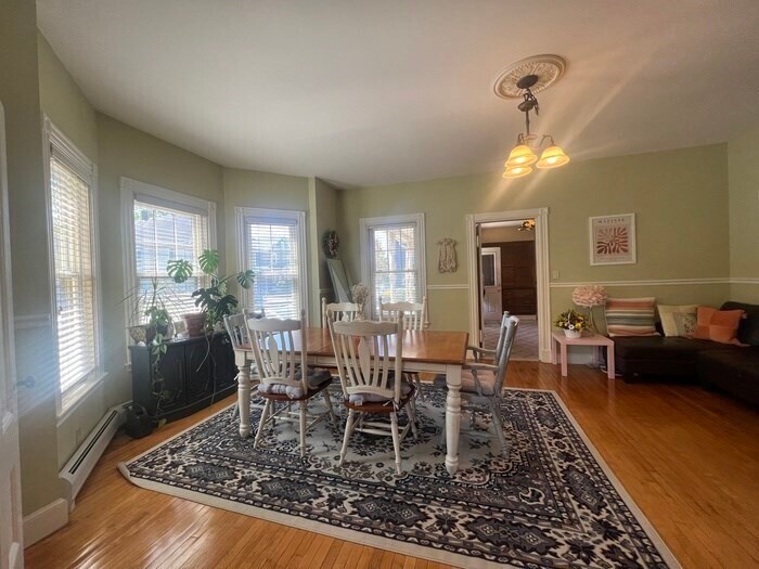27 Holton St in Medford, MA - Building Photo