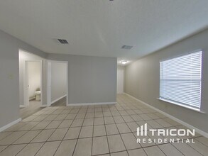 8014 Chestnut Blue in Converse, TX - Building Photo - Building Photo