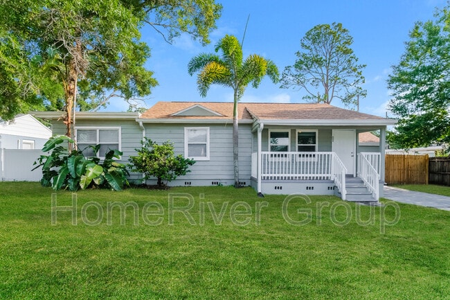 property at 2107 W Ferris Ave