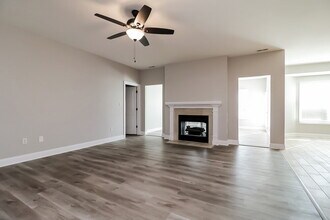 152 Colson Dr in Garner, NC - Foto de edificio - Building Photo