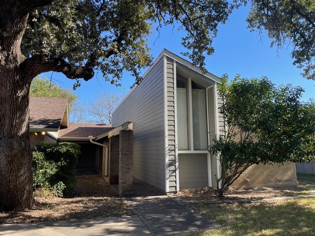 property at 11917 Charing Cross Rd