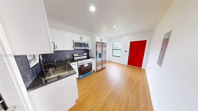 516 NW 2nd Ave