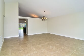 22457 Middletown Dr in Boca Raton, FL - Building Photo - Building Photo