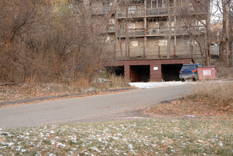 383 Grand Ave in St. Paul, MN - Building Photo - Building Photo