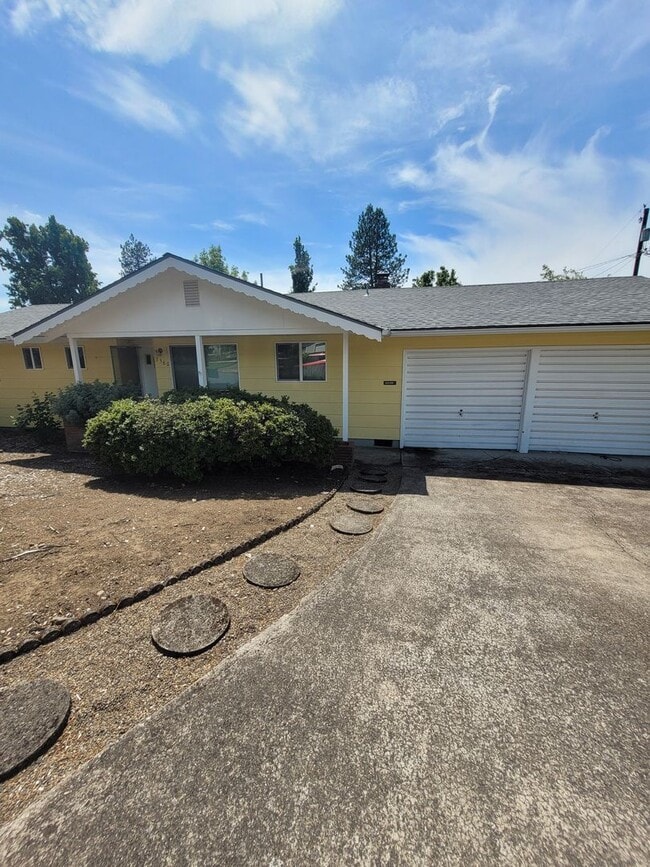 property at 3560 Kincaid St