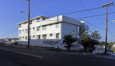 98-87 Lii Ipo St in Aiea, HI - Building Photo - Building Photo