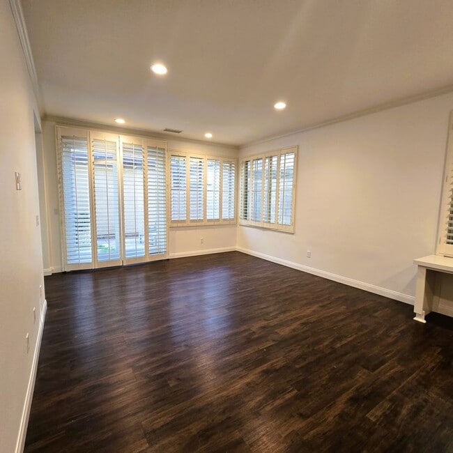 53 Serenity in Irvine, CA - Building Photo - Building Photo