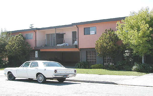 1015 Liberty St in El Cerrito, CA - Foto de edificio - Building Photo