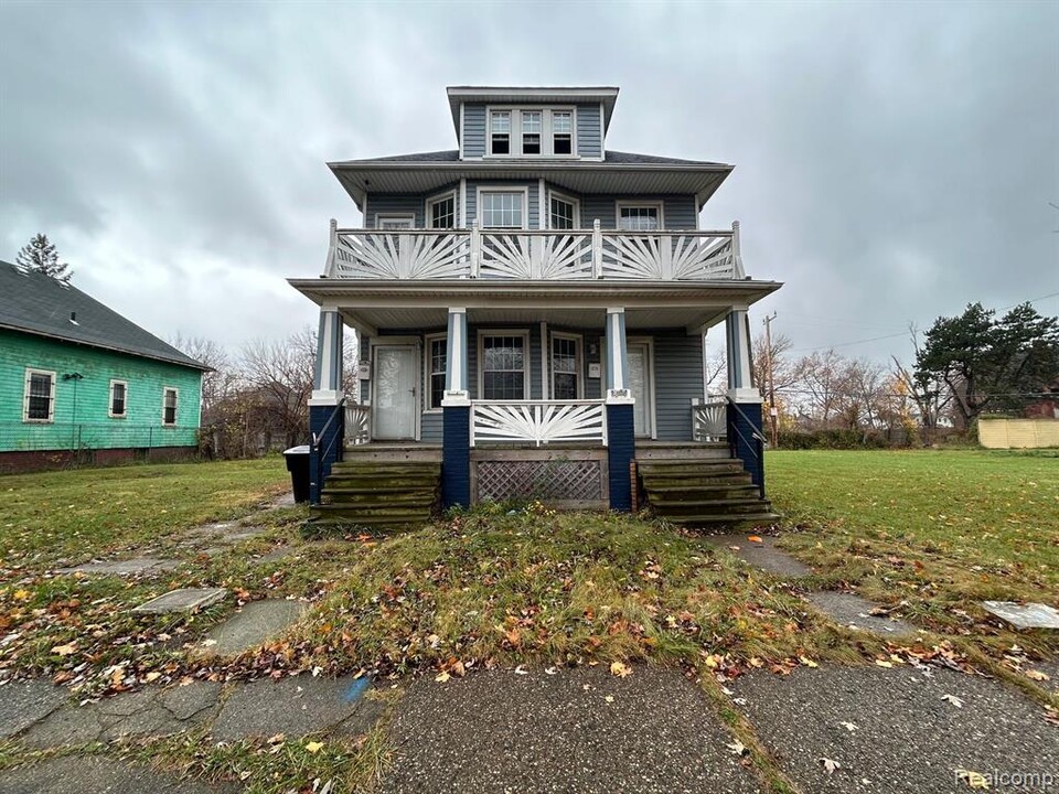 3035 Hurlbut St in Detroit, MI - Foto de edificio