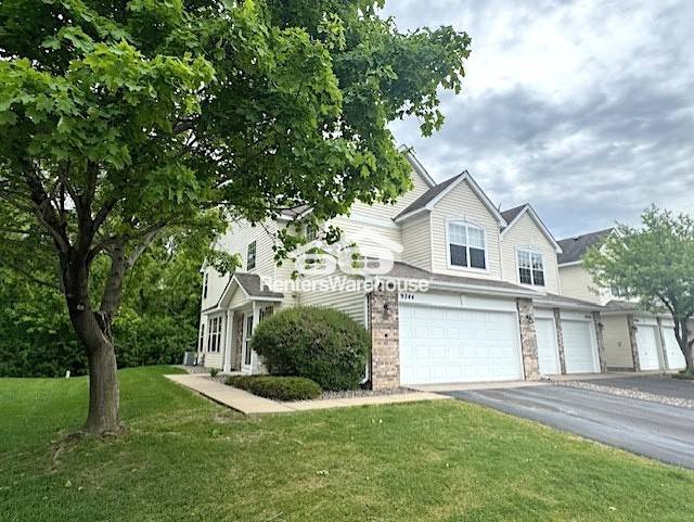 9244 Merrimac Ln N in Maple Grove, MN - Building Photo