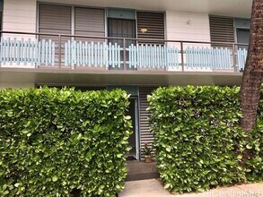 3810 Leahi Ave in Honolulu, HI - Building Photo - Building Photo