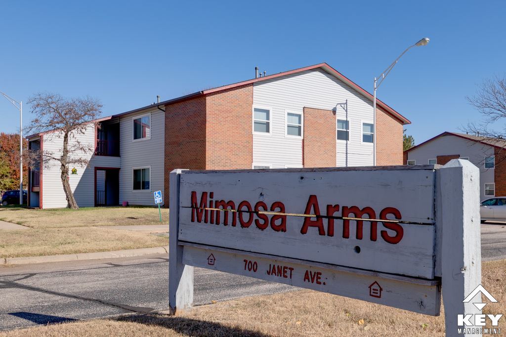 Mimosa Arms in Clearwater, KS - Building Photo