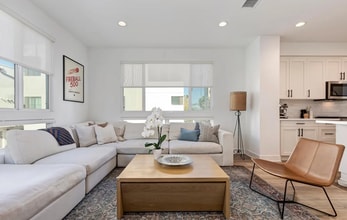 2907 W Exposition Pl in Los Angeles, CA - Building Photo - Building Photo