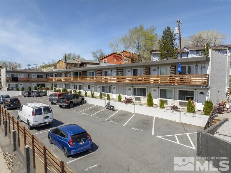 1947 Wedekind Rd in Reno, NV - Building Photo