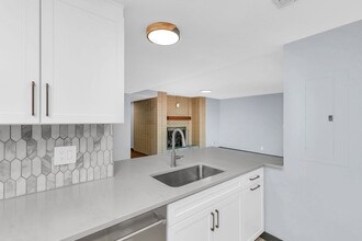 1777 Larimer St in Denver, CO - Building Photo - Building Photo