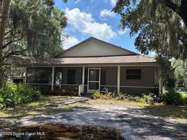 5215 Lake Poinsett Rd in Cocoa, FL - Building Photo - Building Photo