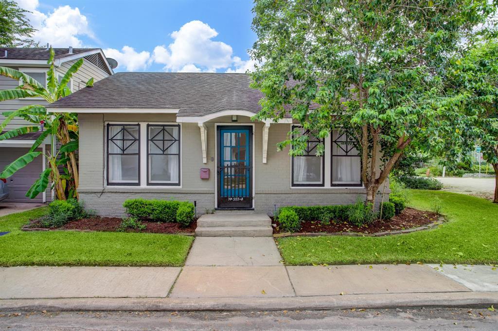 923 Damon Ct in Houston, TX - Foto de edificio