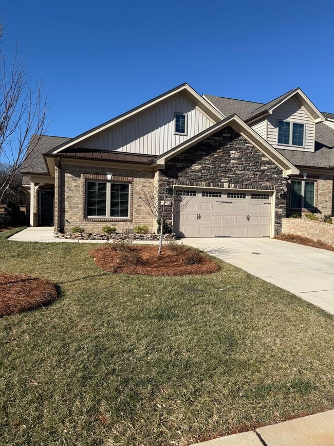 4751 Willowstone Dr in High Point, NC - Building Photo - Building Photo