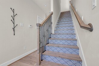 144 Knightsbridge Park Ln in Houston, TX - Building Photo - Building Photo