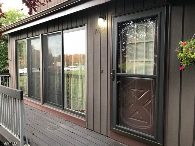 2814 Bloomingdale Dr in Hillsborough, NJ - Building Photo - Building Photo