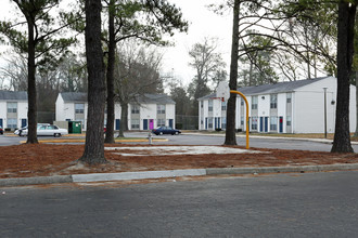 Jersey Park in Smithfield, VA - Building Photo - Building Photo