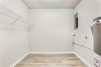 4364 John Wesley Dr - 24