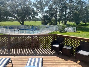 321 Bobby Jones Rd, Unit 321 Bobby jones rd in Sarasota, FL - Foto de edificio - Building Photo