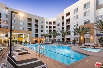 1910 Union St in Anaheim, CA - Building Photo - Building Photo
