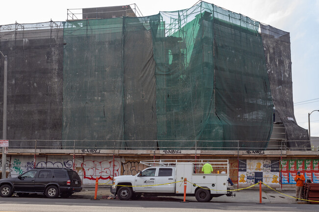 Adams Terrace II in Los Angeles, CA - Building Photo - Building Photo