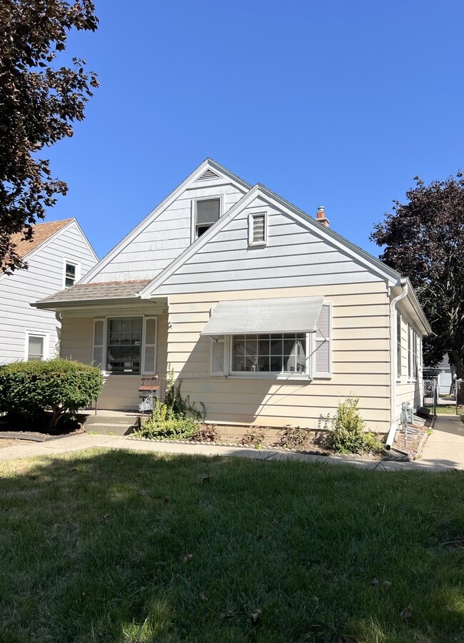 property at 4338 N 54th St