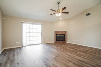 7770 Collins Ridge Blvd in Jacksonville, FL - Building Photo - Building Photo