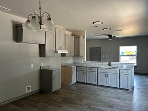 407 Potranca Ct in Laredo, TX - Building Photo - Building Photo