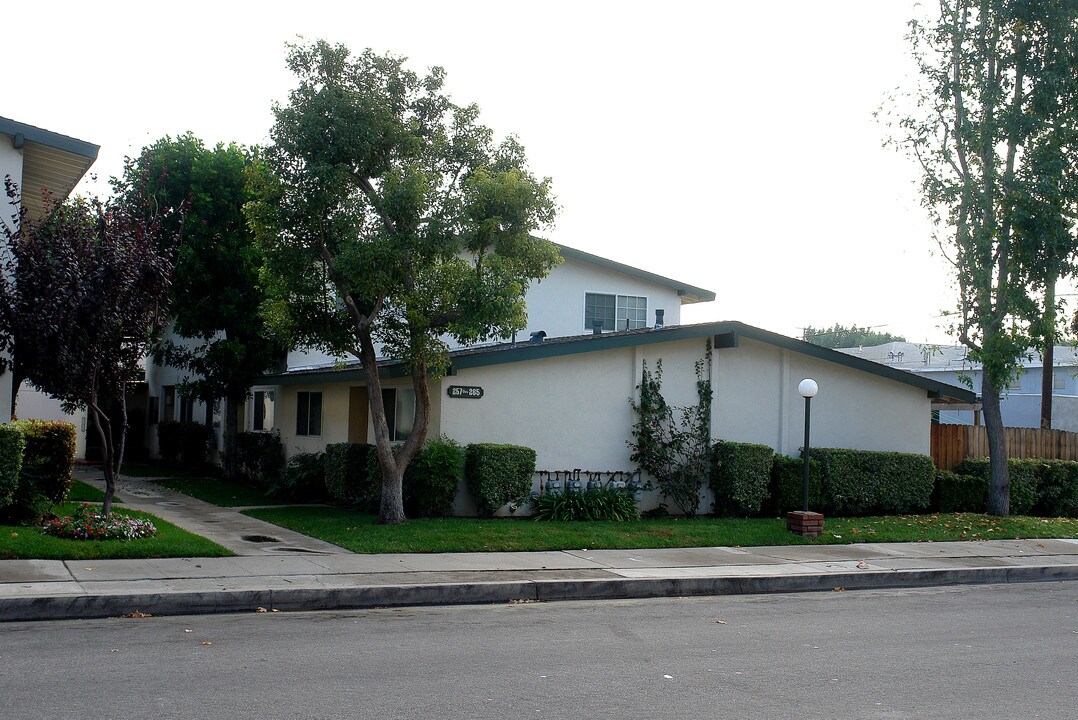 264 S McCoy Rd in Orange, CA - Building Photo