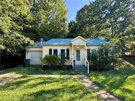 707 E Lafayette St in Fayetteville, AR - Building Photo