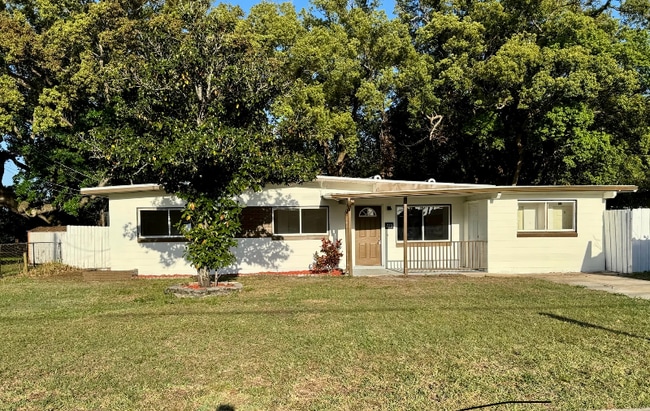 property at 275 N Hilltop Dr