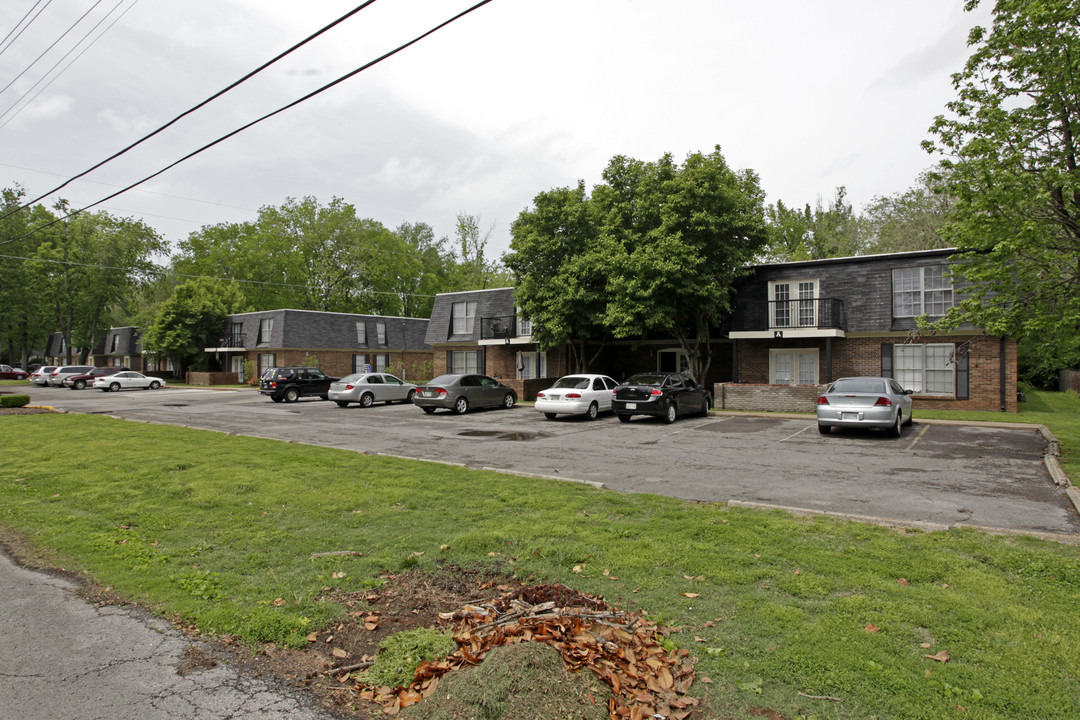 Wind Crest Apartments in Murfreesboro, TN - Foto de edificio