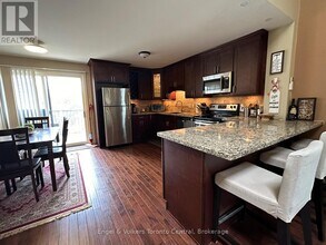 200 Escarpment Crescent in Collingwood, ON - Building Photo - Building Photo