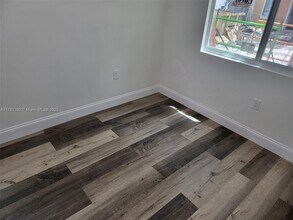 285 NE 80th Ter in Miami, FL - Building Photo - Building Photo