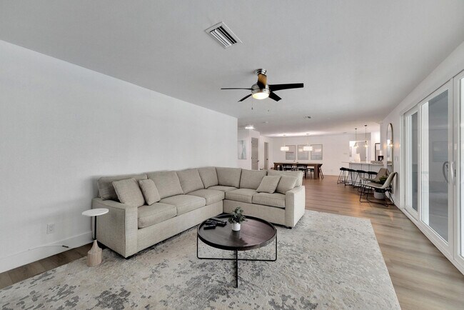 9622 Oakhurst Rd in Seminole, FL - Building Photo - Building Photo
