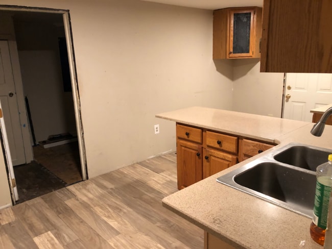 502 Lucy St, Unit unit 1 first floor in Masury, OH - Building Photo - Building Photo