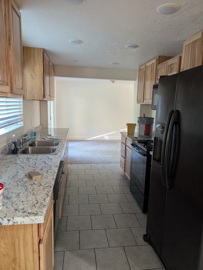880 Medoland Dr in Brigham City, UT - Building Photo - Building Photo