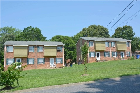 1404 Lenoir Dr in Shelby, NC - Building Photo - Building Photo