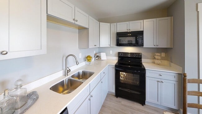 property at 1137 Bishop Rd