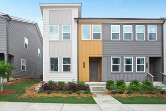 1486 Pinedale Cres NW in Atlanta, GA - Building Photo - Building Photo